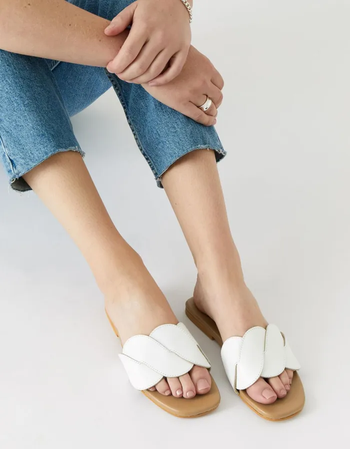 Accessorize Twisted Leather Sandals White White Women Sandals and Flip Flops