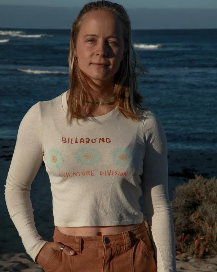 Billabong Graphic Tees and Tanks Cabin Mate Long Sleeve Tshirt White Cap 8211 Women