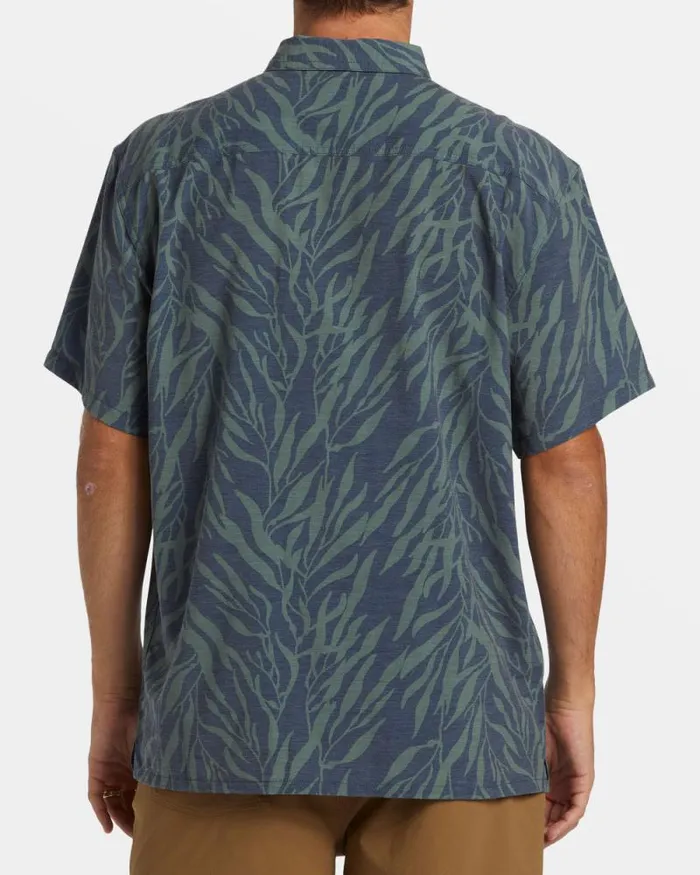 Billabong Shirts ADiv Surftrek Trail Short Sleeve Shirt Dusty Navy 8211 Men Billabong Shirts ADiv Surftrek Trail Short Sleeve Shirt Dusty Navy 8211 Men