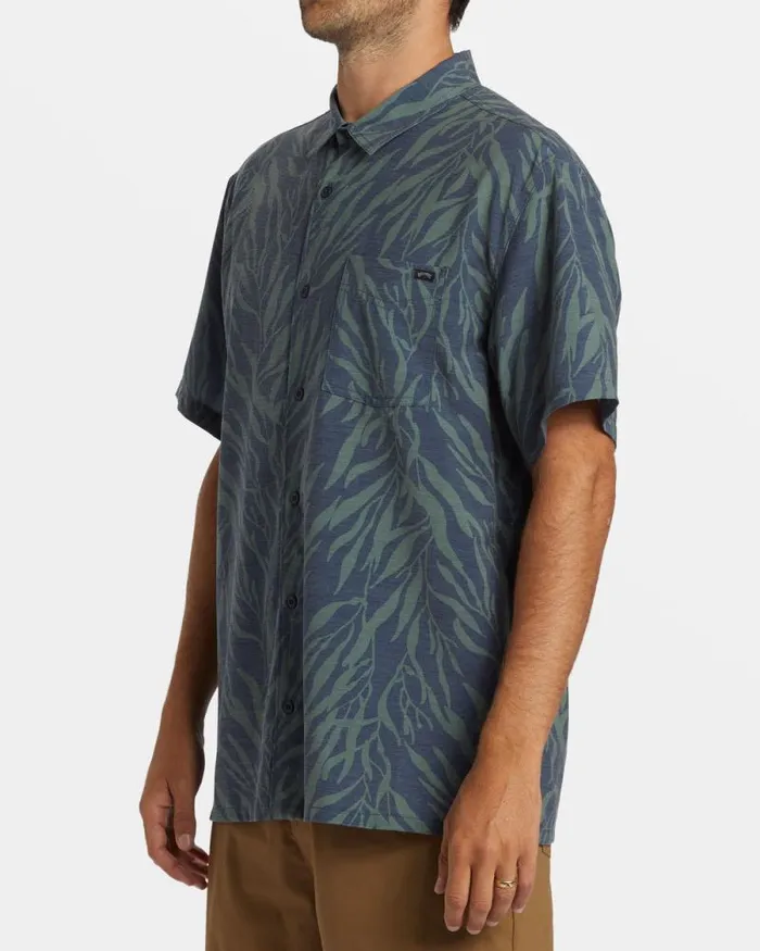 Billabong Shirts ADiv Surftrek Trail Short Sleeve Shirt Dusty Navy 8211 Men Billabong Shirts ADiv Surftrek Trail Short Sleeve Shirt Dusty Navy 8211 Men