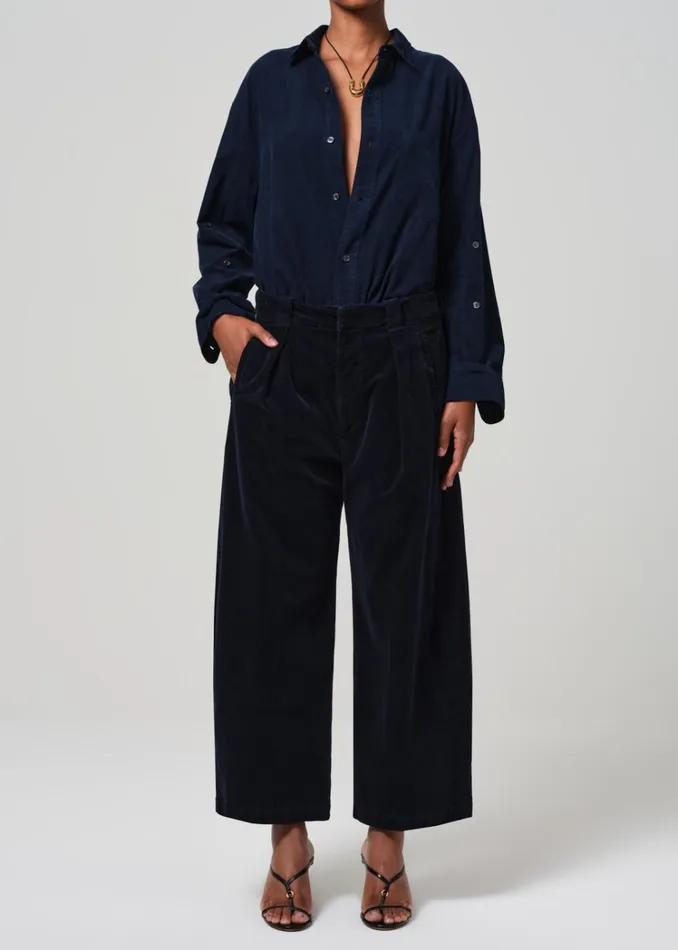 Citizens Of Humanity Cara Cropped Pleated Trouser Corduroy In Navy Women Pants