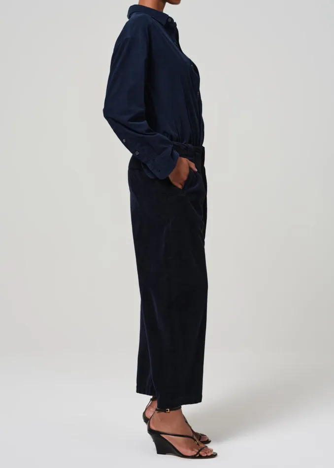 Citizens Of Humanity Cara Cropped Pleated Trouser Corduroy In Navy Women Pants