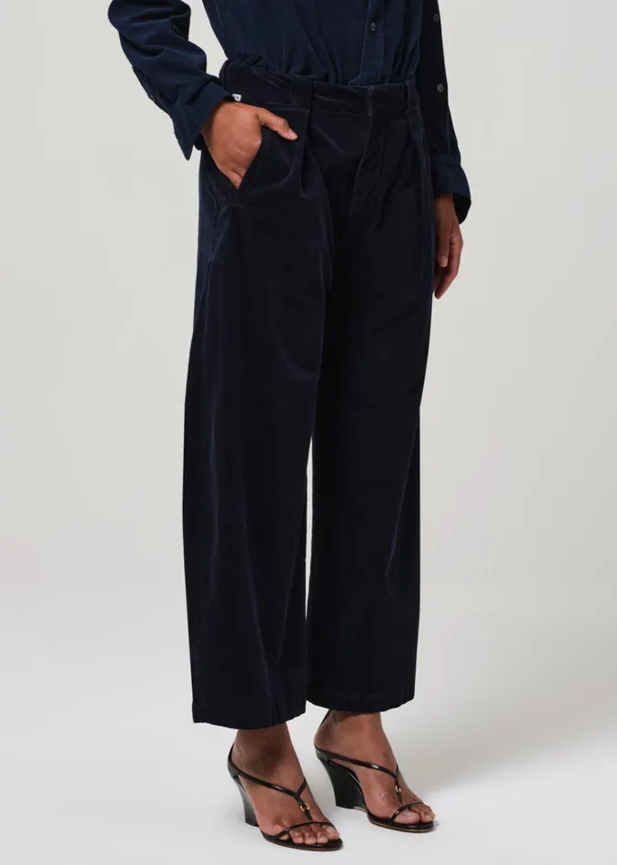 Citizens Of Humanity Cara Cropped Pleated Trouser Corduroy In Navy Women Pants