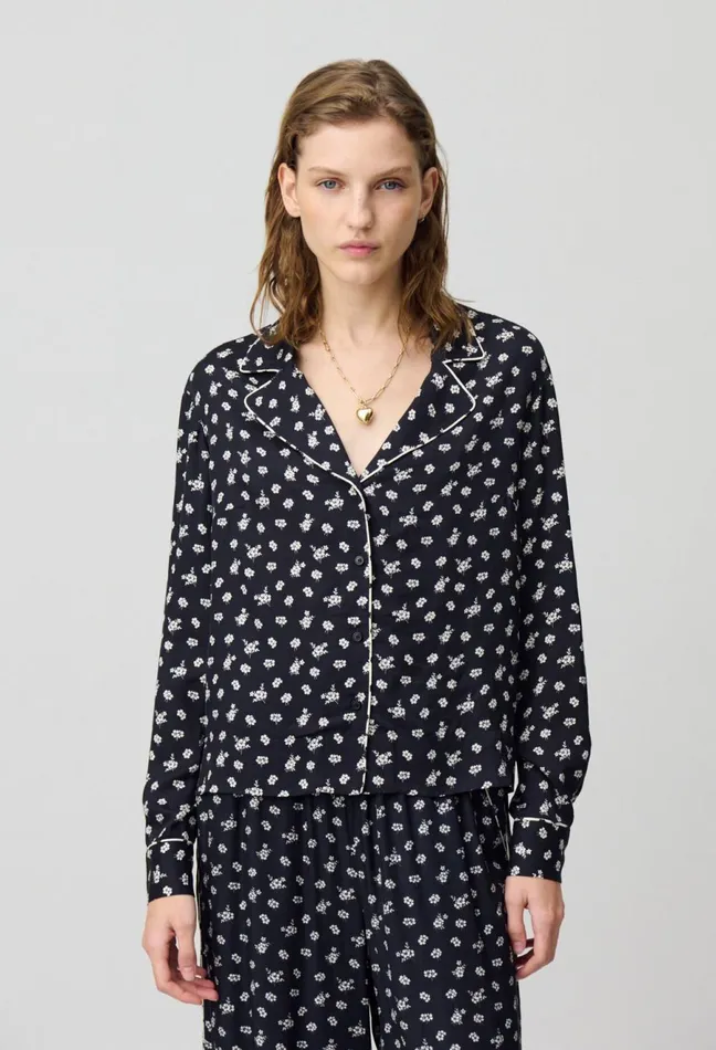 Claudie Pierlot Short Fluid Blouse Dark Print Women Tops And Shirts Claudie Pierlot Short Fluid Blouse Dark Print Women Tops And Shirts