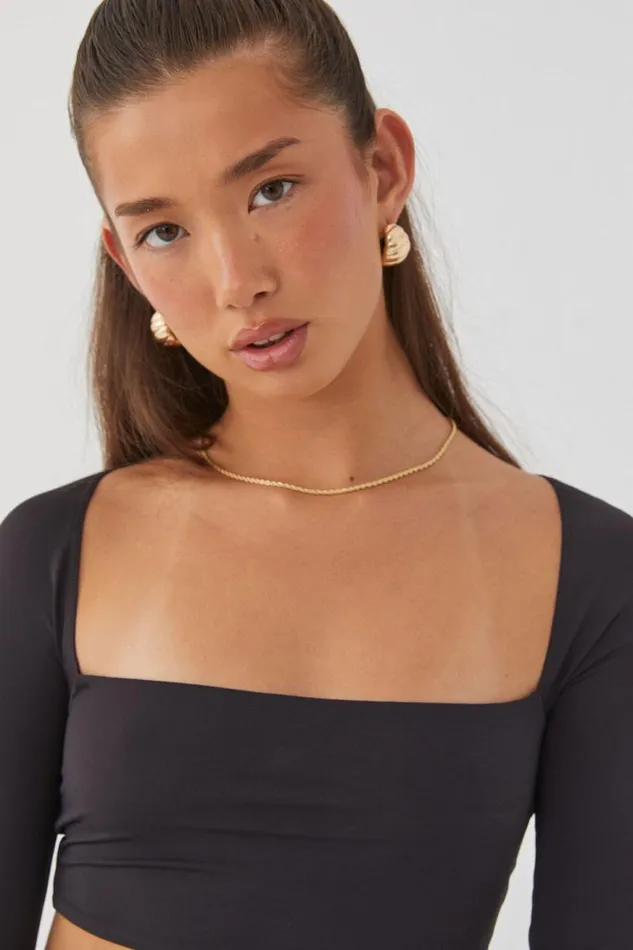 Clothing Supr Luxe Essentials Light Luxe Long Sleeve Crop Top Black