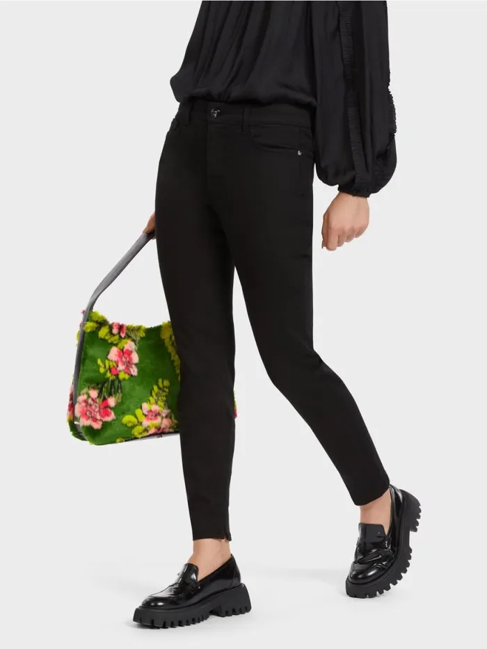 Damen Marc Cain Jeans Figurnahe Jeans SILEA Black