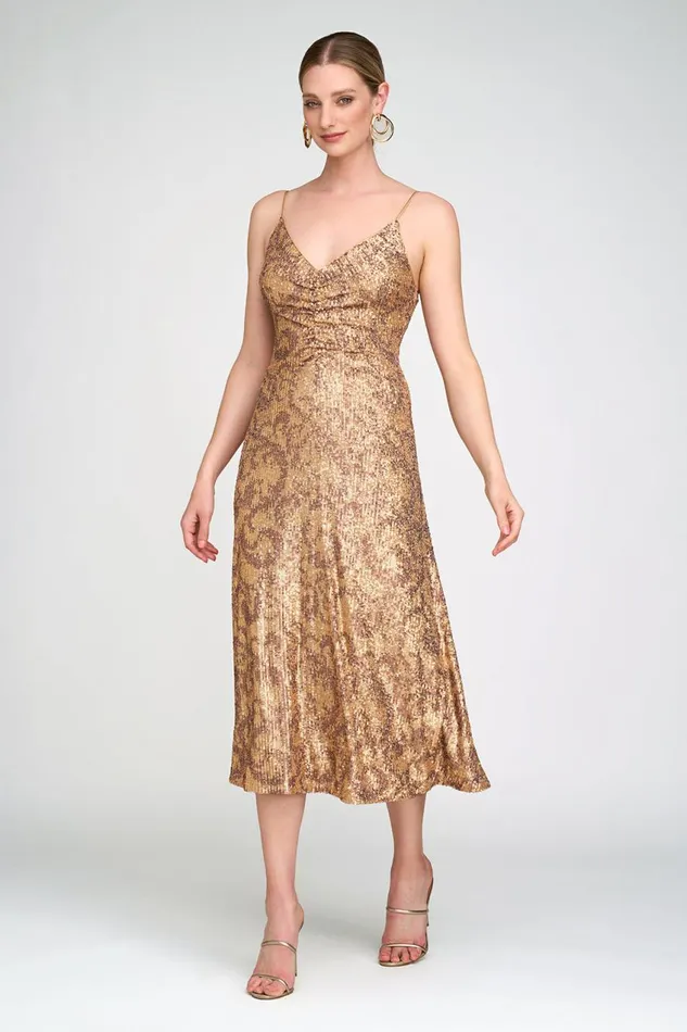 Dresses Women Halston Essence Gown In Leo Sequin Gold