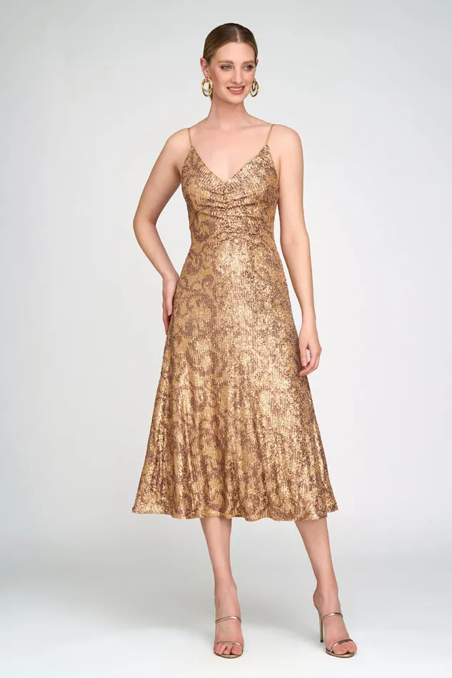 Dresses Women Halston Essence Gown In Leo Sequin Gold