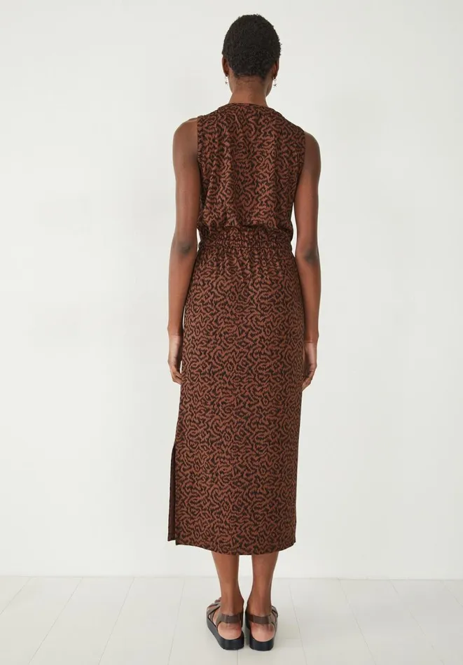 Hush Dresses Women Aida Jersey Midi Dress Abstract Ikat 8211 Brown Hush Dresses Women Aida Jersey Midi Dress Abstract Ikat 8211 Brown