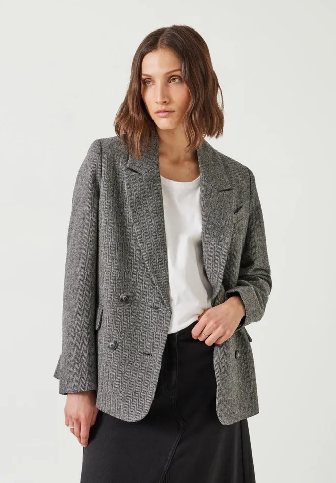 Hush Jackets and Coats Women Maeve Relaxed Wool Blend Herringbone Blazer Black