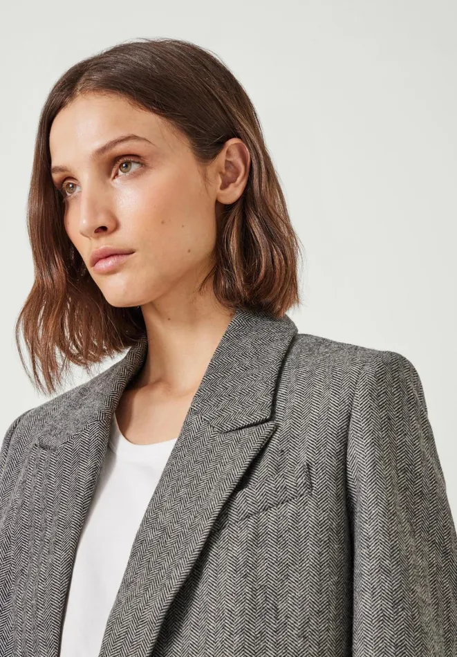 Hush Jackets and Coats Women Maeve Relaxed Wool Blend Herringbone Blazer Black Hush Jackets and Coats Women Maeve Relaxed Wool Blend Herringbone Blazer Black