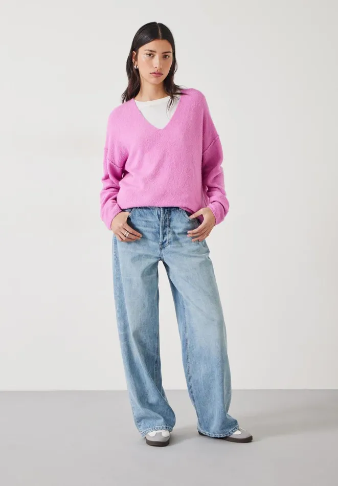 Hush Jumpers and Cardigans Women Carinda V Neck Knitted Jumper Bright Pink Hush Jumpers and Cardigans Women Carinda V Neck Knitted Jumper Bright Pink