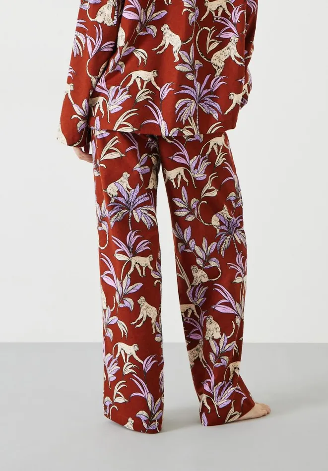 Hush Pyjamas and Nightwear Women Sadie Cotton Flannel Pyjamas Jungle Monkeys Bricklilac Hush Pyjamas and Nightwear Women Sadie Cotton Flannel Pyjamas Jungle Monkeys Bricklilac