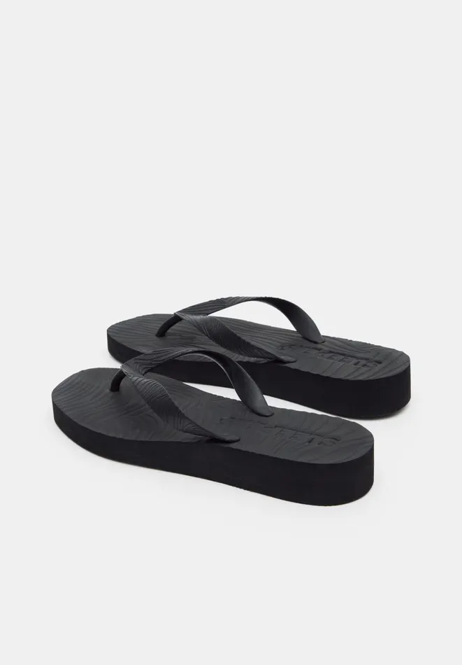 Hush Sandals Women Sleepers Platform Flip Flops Black