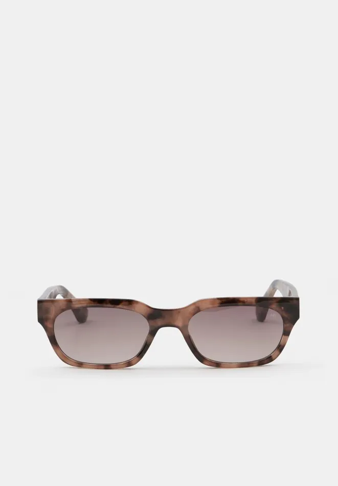 Hush Sunglasses Women AKjaerbede Bror Sunglasses Coquina