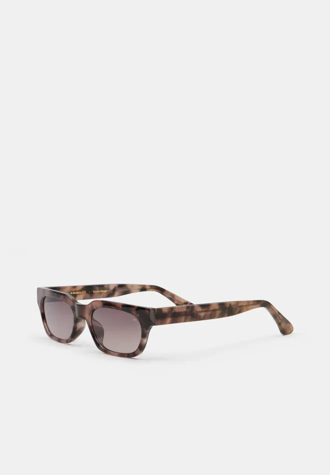 Hush Sunglasses Women AKjaerbede Bror Sunglasses Coquina Hush Sunglasses Women AKjaerbede Bror Sunglasses Coquina