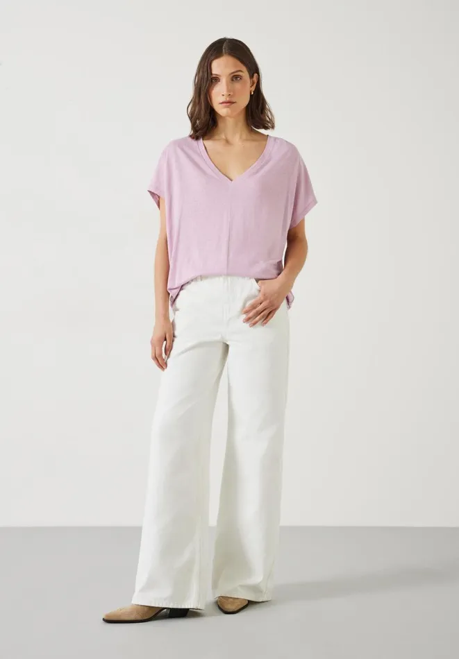 Hush Tops and Tshirts Women Danny Linen VNeck TShirt Light Lilac