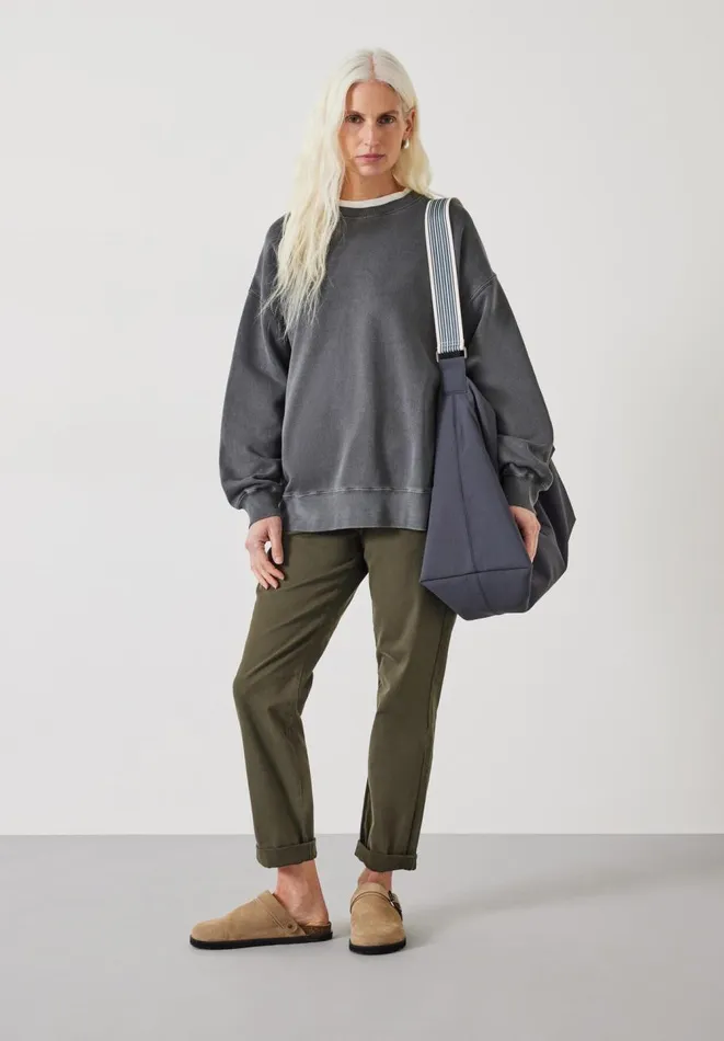 Hush Trousers Women Tanya Tapered Chino Trousers Olive