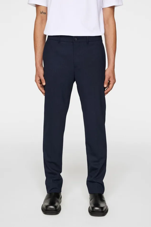 JLindeberg Trousers Men Lois T Stretch Twill Pants