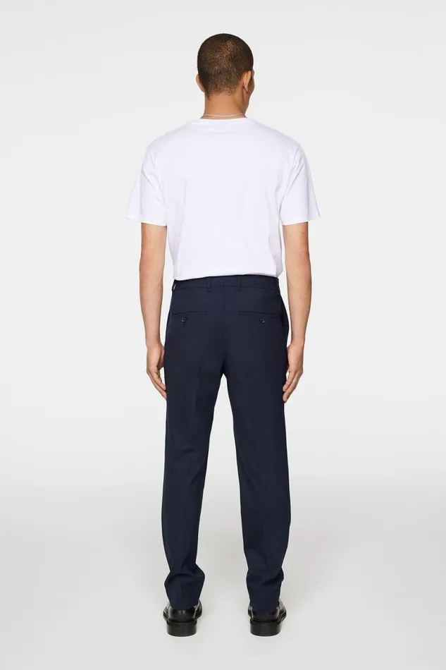 JLindeberg Trousers Men Lois T Stretch Twill Pants