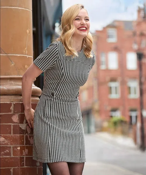Joebrowns Dresses Apparel Lulu Dogstooth Stretch Jacquard Dress Black White