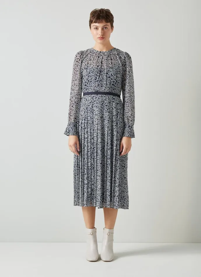 LKBennett Dresses Women Estelle Navy And Cream Heart Print Pleated Dress LKBennett Dresses Women Estelle Navy And Cream Heart Print Pleated Dress