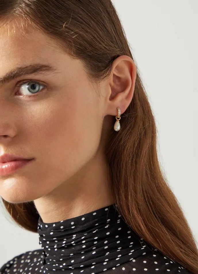 LKBennett Jewellery Women Julie Drop Hoop In Gold And Pearl Earrings LKBennett Jewellery Women Julie Drop Hoop In Gold And Pearl Earrings