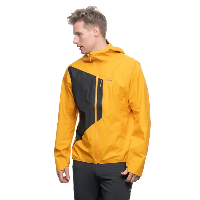 Men Bergans Of Norway Shell Jackets Y Lightline Air 3l Shell Jacket Mango Yellow Dark Shadow Grey