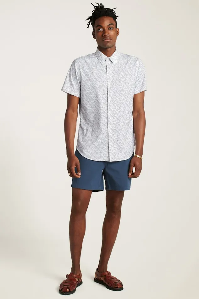 Men Bonobos Short Sleeve Shirts Tech Short Sleeve Shirt White Shark Frenzy