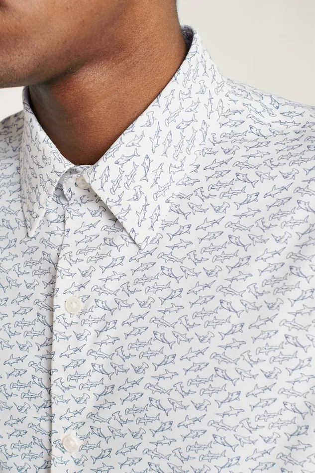 Men Bonobos Short Sleeve Shirts Tech Short Sleeve Shirt White Shark Frenzy Men Bonobos Short Sleeve Shirts Tech Short Sleeve Shirt White Shark Frenzy