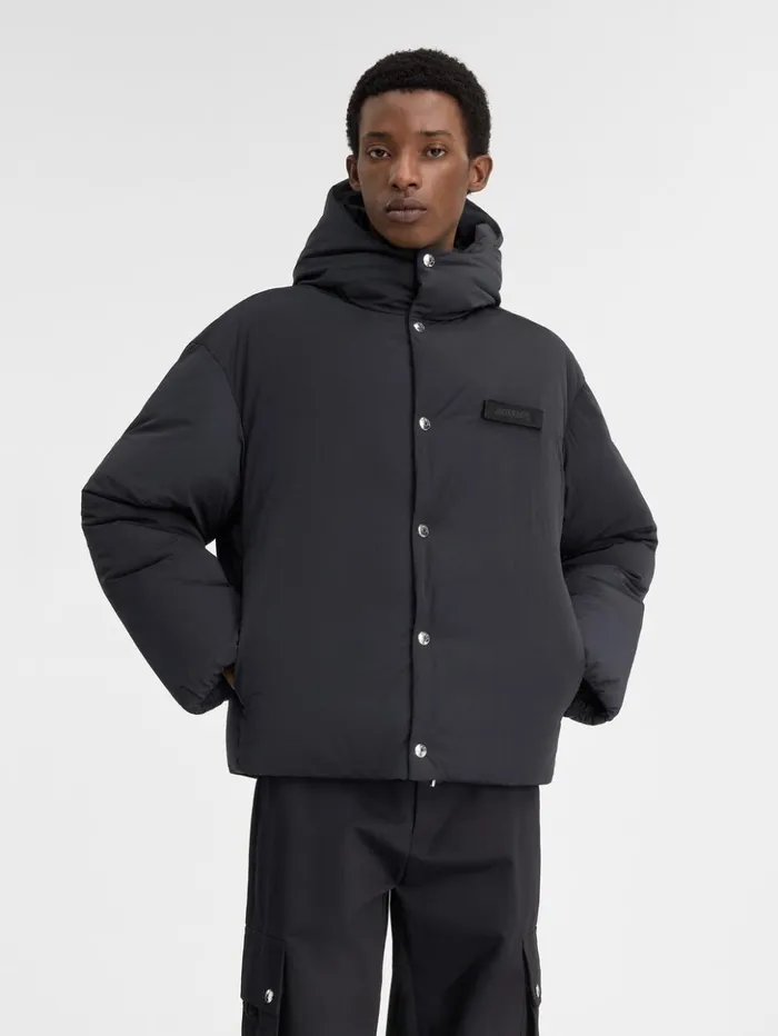 Men Coats and Jackets JACQUEMUS The Puffer Jacket Black Men Coats and Jackets JACQUEMUS The Puffer Jacket Black