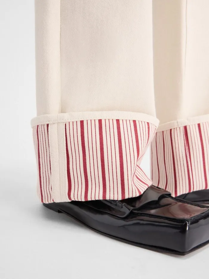 Men Denim JACQUEMUS The Wide DeNmes Denim Pants Offwhite Red Stripes Men Denim JACQUEMUS The Wide DeNmes Denim Pants Offwhite Red Stripes