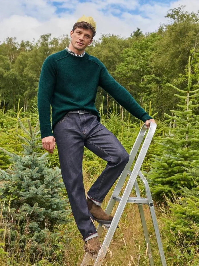 Men Lambswool Crew Neck Jumper Mid Green White Stuff Knitwear Men Lambswool Crew Neck Jumper Mid Green White Stuff Knitwear