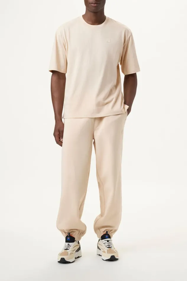 Men Matching Sets Fila Apex Relaxed Jogger 922 Brazilian Sand Men Matching Sets Fila Apex Relaxed Jogger 922 Brazilian Sand