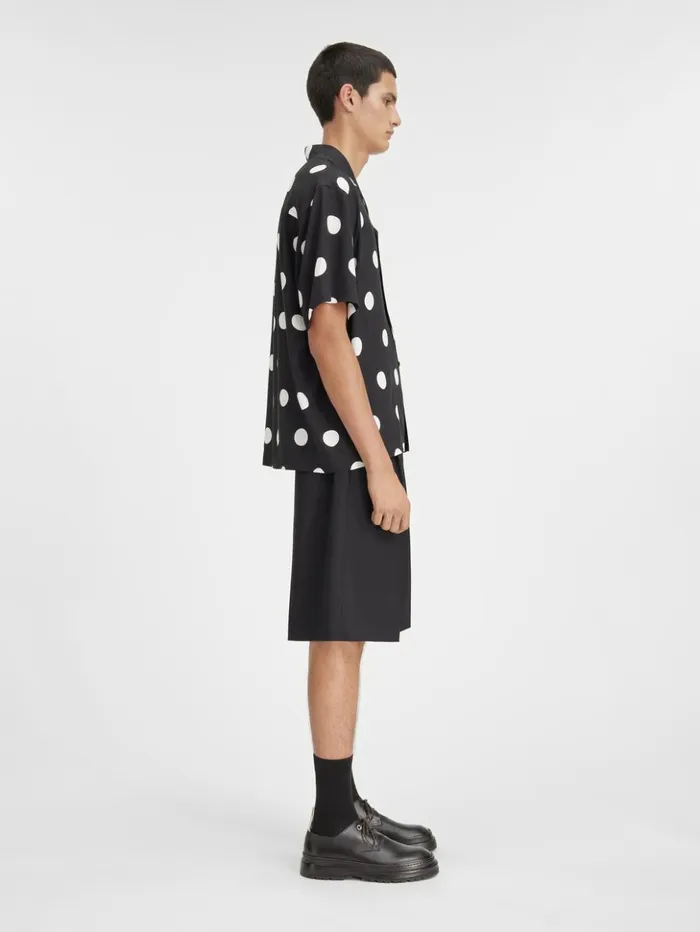 Men Shirts JACQUEMUS The Jean Shirt Print Dots Black and White Men Shirts JACQUEMUS The Jean Shirt Print Dots Black and White
