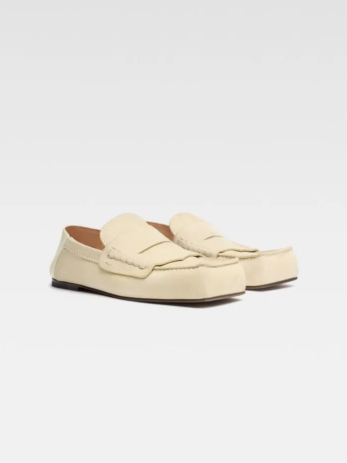 Men Shoes JACQUEMUS The Carr Loafers Pale Yellow Men Shoes JACQUEMUS The Carr Loafers Pale Yellow