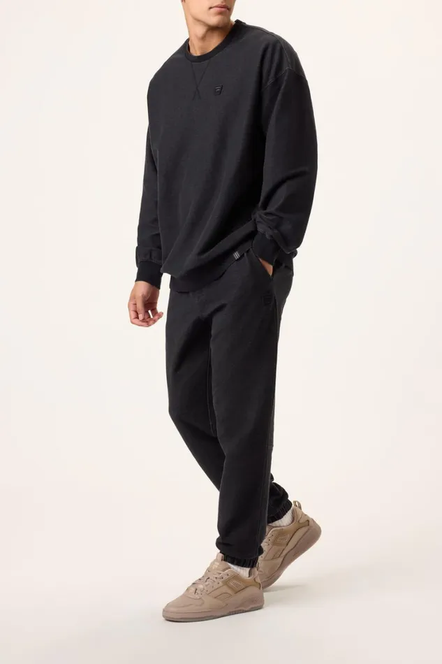Men Sweatshirts and Hoodies Fila Denim Research Crew Neck 001 Black Men Sweatshirts and Hoodies Fila Denim Research Crew Neck 001 Black