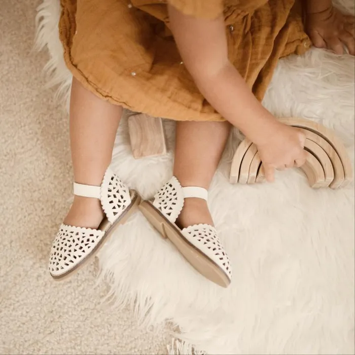 Nisolo Baby Toddler and Kids Shoes Women Pocket Hard Sole Sandal Cotton Cotton