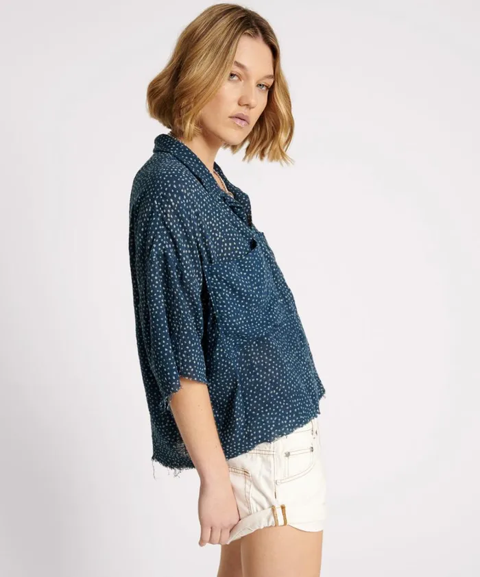 One Teaspoon Shirts BATIK SPOT HAND DYED MUSLIN CROPPED SHIRT 8211 Women One Teaspoon Shirts BATIK SPOT HAND DYED MUSLIN CROPPED SHIRT 8211 Women