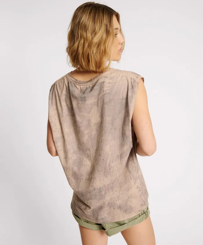 One Teaspoon Tees and Tanks PLEASURE SPLIT SEAM HAND DYED TANK 8211 Women One Teaspoon Tees and Tanks PLEASURE SPLIT SEAM HAND DYED TANK 8211 Women
