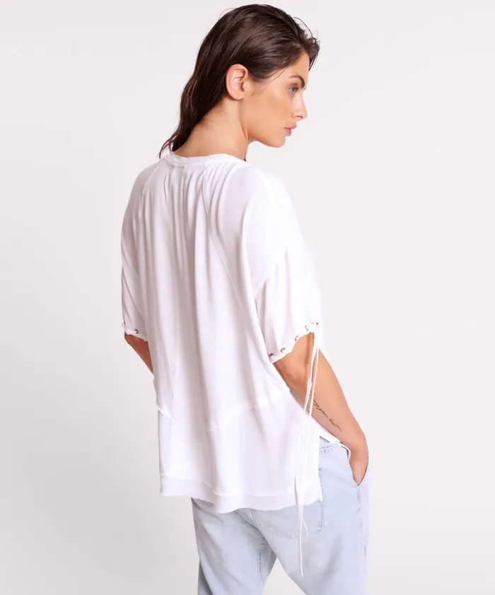 One Teaspoon Tops WHITE LACED CHARLESTON PANEL TEE 8211 Women One Teaspoon Tops WHITE LACED CHARLESTON PANEL TEE 8211 Women