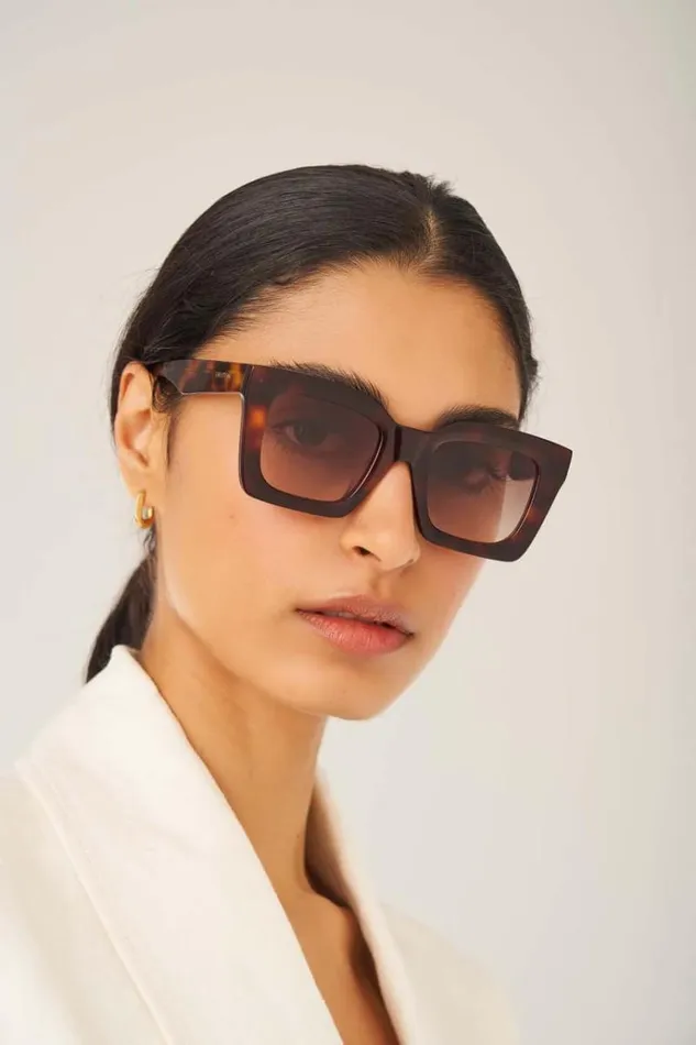 Oroton Sunglasses Accessories Reese Sunglasses Dark Tort