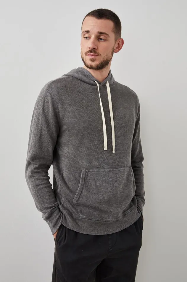 Rails Sweatshirts and Hoodies Men MAMMOTH HOODIE Washed Black