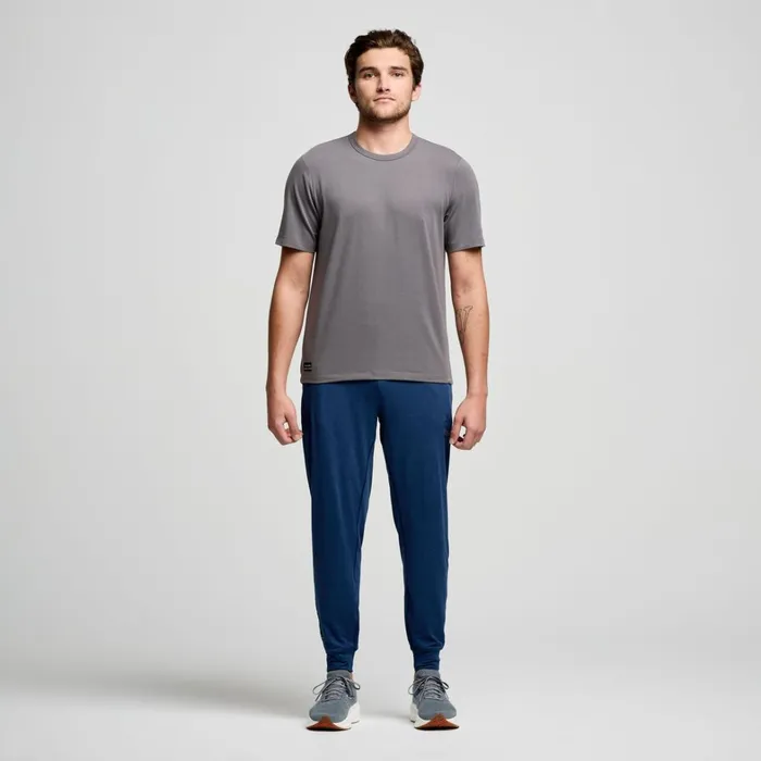 Saucony Tops Men Triumph Short Sleeve Carbon