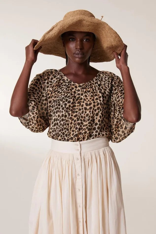 Shirts and Blouses Women Leon and Harper Cool Feline Blouse Beige