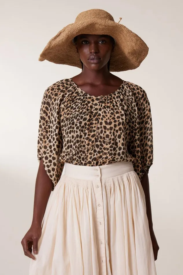 Shirts and Blouses Women Leon and Harper Cool Feline Blouse Beige