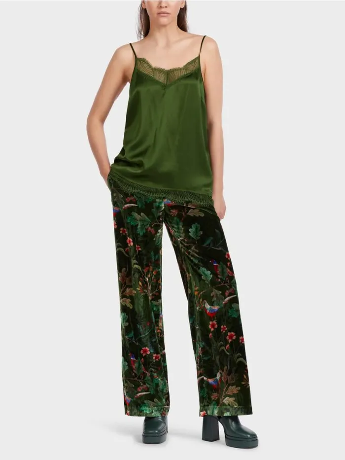 Shirts and Tops Damen Marc Cain SpaghettitrgerTop Mit Spitzenbordren Orient Green