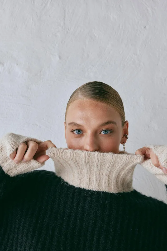 VRG GRL Ada Knit Jumper Black Women JumpersSweaters