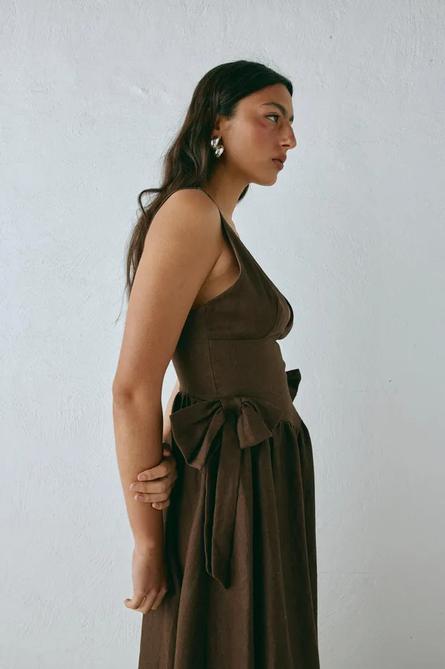 VRG GRL Daphne Linen Midi Dress Chocolate Women MidiMaxi Dresses