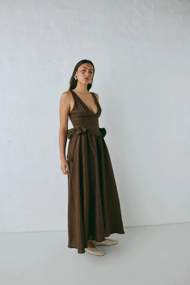 VRG GRL Daphne Linen Midi Dress Chocolate Women MidiMaxi Dresses